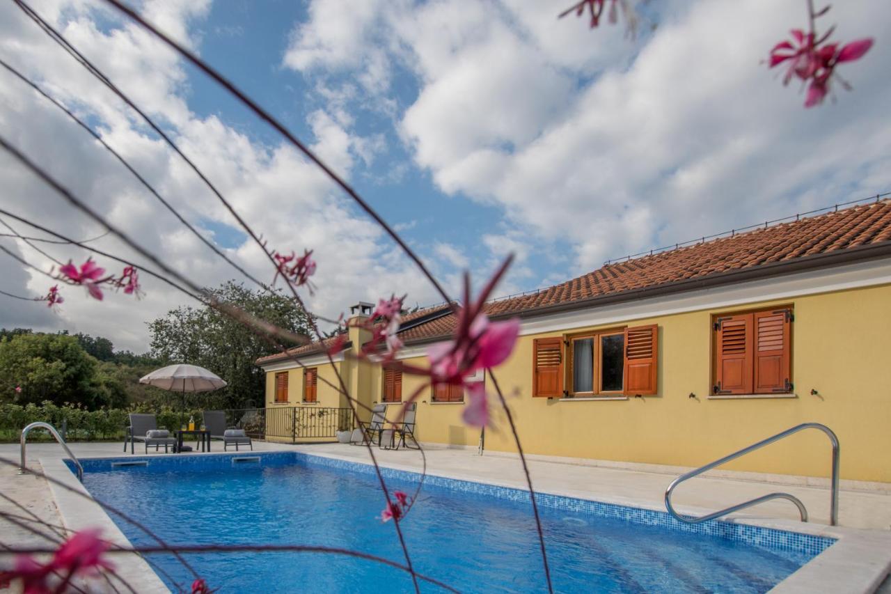 Apartments Viler Буйе Екстериор снимка